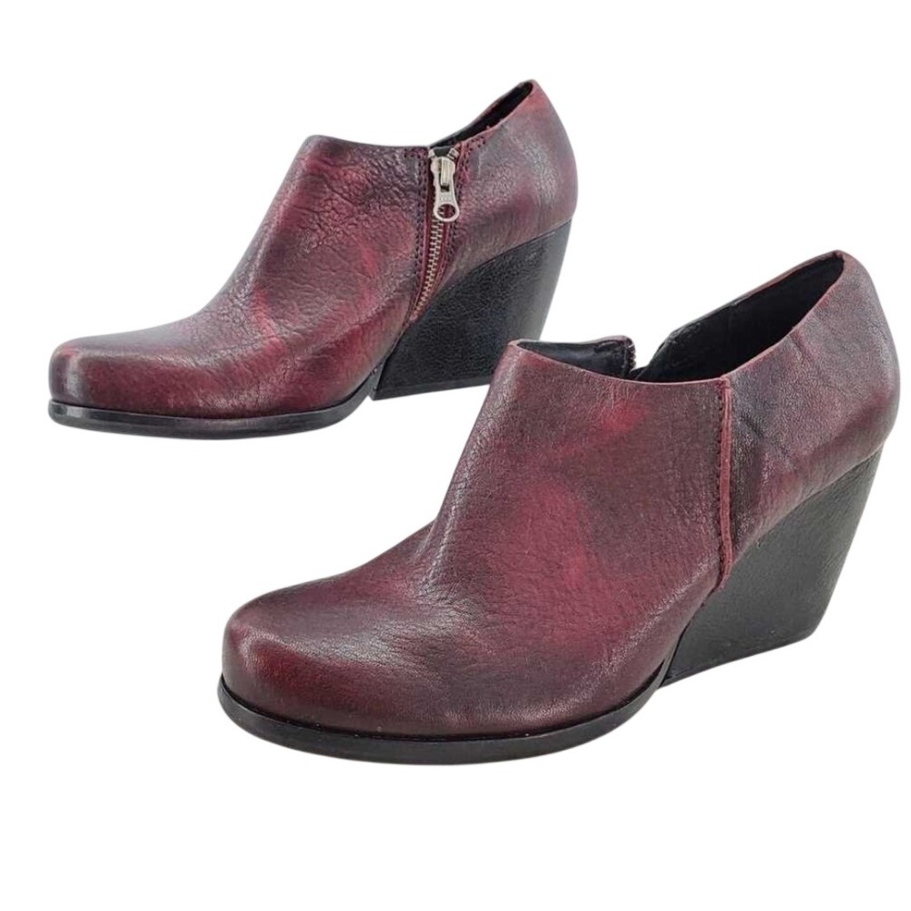 Kork-ease Holmes Deep Red Italian Leather Wedge Ankle Booties Side Zip Size 9